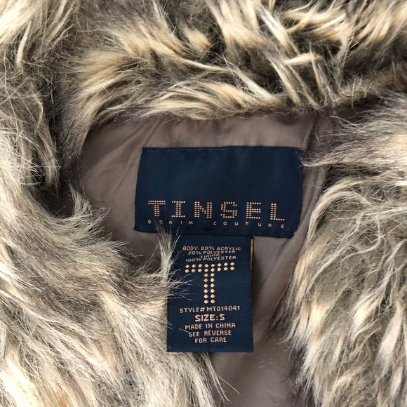 Fur vest - Picture 3 of 4